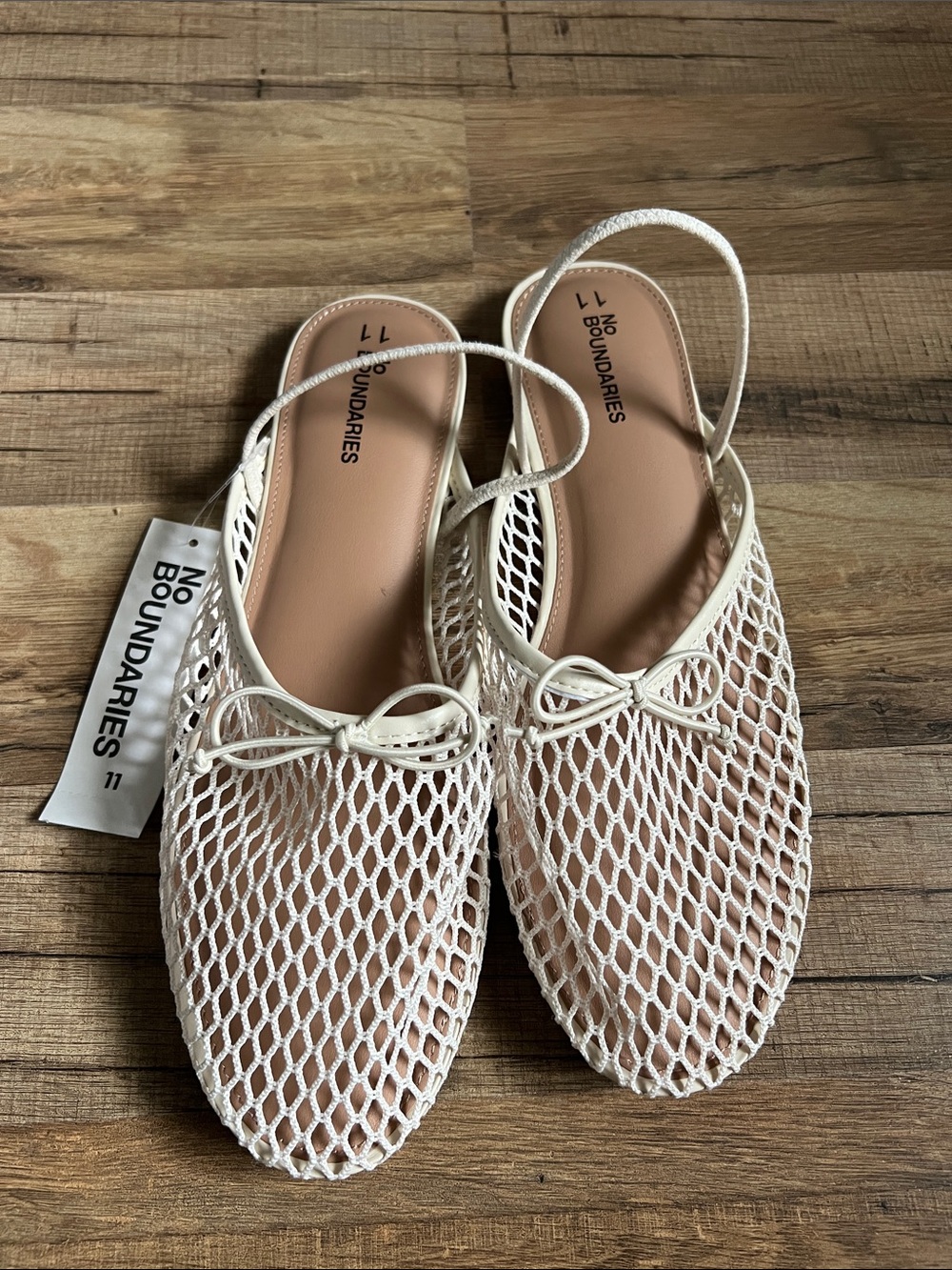 No Boundaries Cream White Mesh Slingback Flats woman’s size 11